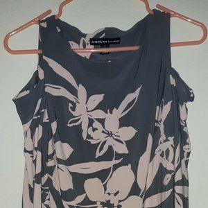 Woman's Gray/Pink Flowered Print Dress